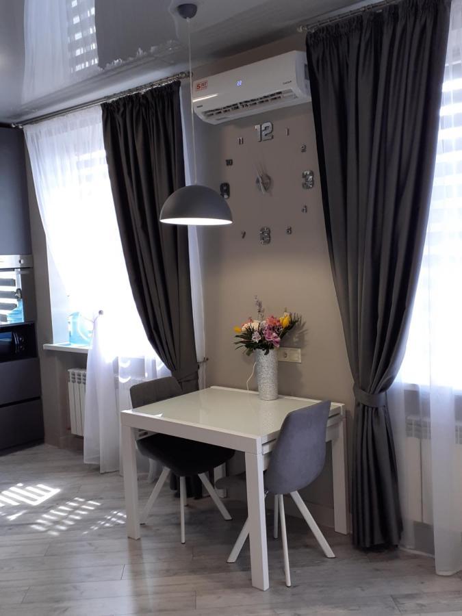 Просторі Lux Апартаменти На Центральному Проспекті, Великий Smart Tv,Преміум-Підписки Youtube Та Онлайн-Кінотеатрів , Кавомашина, Відкритий Балкон, Звітні Документи Kryvyi Rih Dış mekan fotoğraf