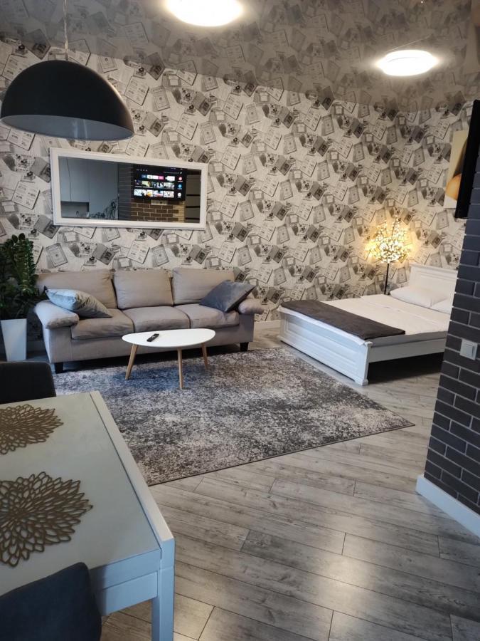 Просторі Lux Апартаменти На Центральному Проспекті, Великий Smart Tv,Преміум-Підписки Youtube Та Онлайн-Кінотеатрів , Кавомашина, Відкритий Балкон, Звітні Документи Kryvyi Rih Dış mekan fotoğraf